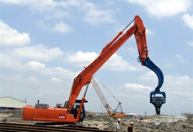 挖掘機打樁臂、打樁臂、打樁錘、挖掘機打樁臂廠家